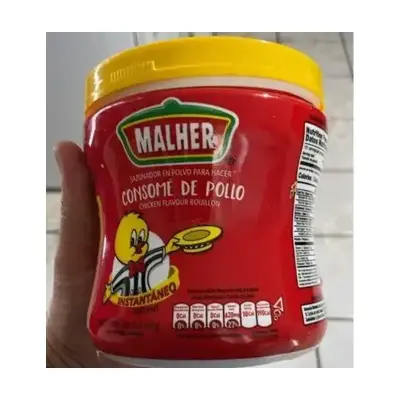 Malher Consomé de Tomate con Pollo